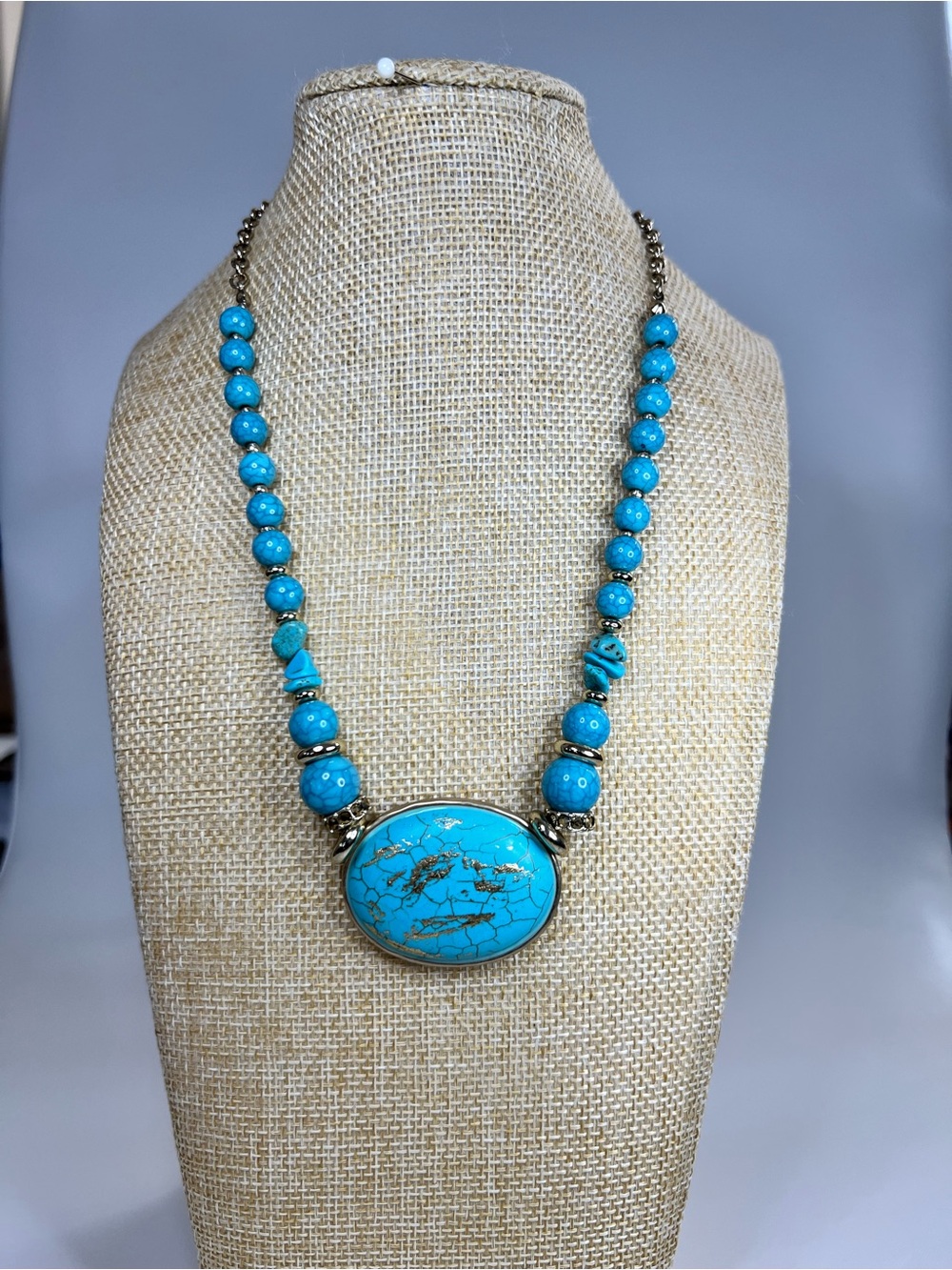 Chico’s vintage NWOT $48 southwestern boho oval cabochon torquoise necklace